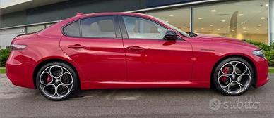 Alfa Romeo Giulia 280 CV AWD Q4 Competizione