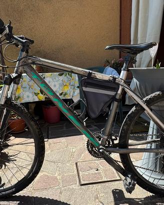 Mountain Bike HEAD MTB