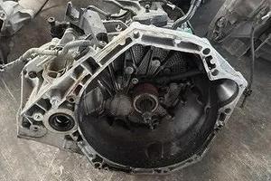 Cambio manuale nissan qashqai j11 1,5 diesel 2014-
