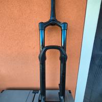 Forcella rockshox lyric RC