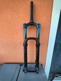 Forcella rockshox lyric RC