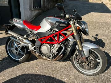 MV Augusta Brutale 910