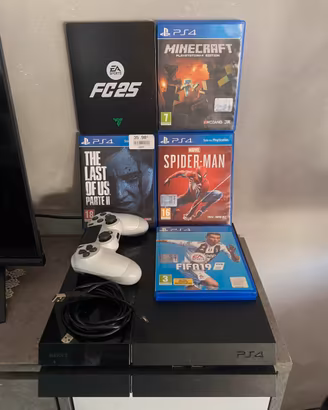 PS4 500GB + Controller e Giochi inclusi