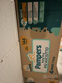 Pannolini pampers baby dry taglia 4
