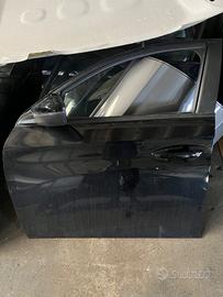 Portiera anteriore sinistra Peugeot 208 anno 2022