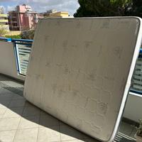 Materasso matrimoniale