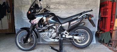 Honda XRV 750 Africa Twin RD07a