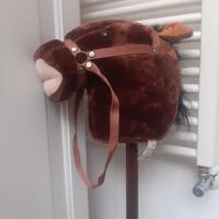 Bastone con testa di cavallo ed effetti sonori