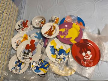 Disney in tavola collezione piatti 17 pezzi