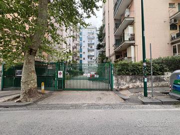 3 LOCALI A NAPOLI