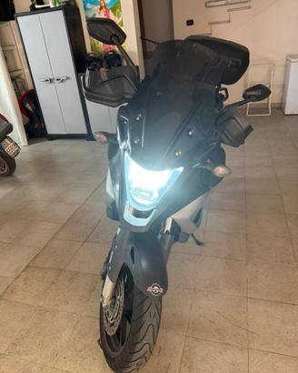 Honda cross runner 800