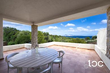 Splendida villetta con vista panoramica a due pass