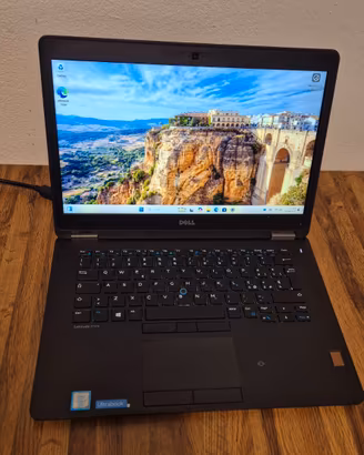 Dell Latitude E7470  i7-6600U  8GB RAM  256GB NVME