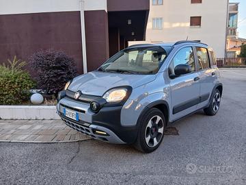 Fiat Panda 1.0 FireFly S&S Hybrid Cross 5 posti tu