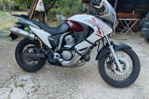 Honda Transalp 700