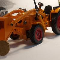 Trattore con benna 1/38