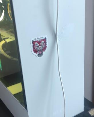 PC gaming fascia media con postazione intera 