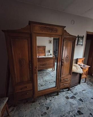 Mobili legno massello