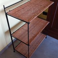 mobile etnico ferro battuto e midollino 