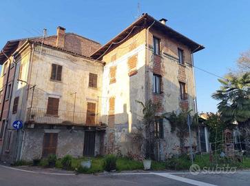 Immobile in asta di 239 m² con 4 locali a Rocchett