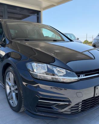 Volkswagen Golf 1.6 TDI 115 CV EXECUTIVE R-Line