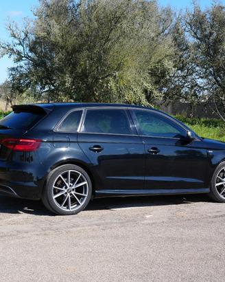 AUDI A3 1.6 S line 2013