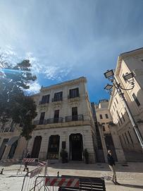 3 vani più monolocale palazzo d'epoca