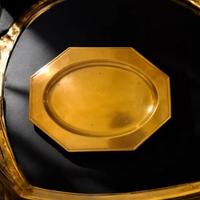 Antico Vassoio Ottagonale In Ottone 31,5x24cm