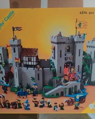 Lego 10305 Lion Knights' Castle Castello Cavalieri
