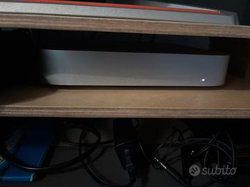 Mac mini M2, 16 gb Ram , 256 gb archiviazione.