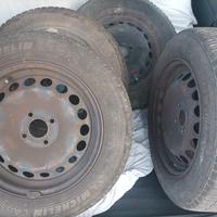 Ruote 185/65 R15 Michelin 4 stagioni + cerchi 
