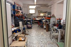 Laboratorio artigianale industriale