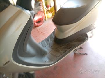  scooter Peugeot