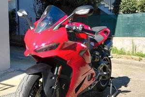 Ducati Panigale V2 - 2025