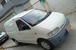 Nissan Vanette 