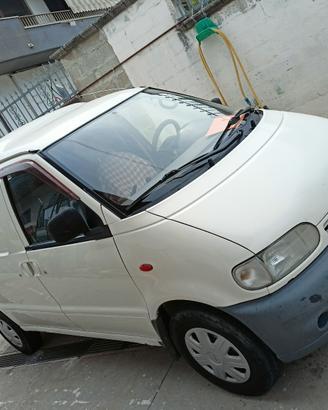 Nissan Vanette 