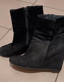 Stivaletti in pelle camoscio 37