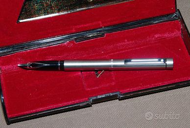 Penna Stilografica Sheaffer Targa 1001 in acciaio