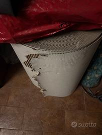 Rotolo cartone da riparo