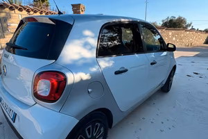 smart fourfour 2017