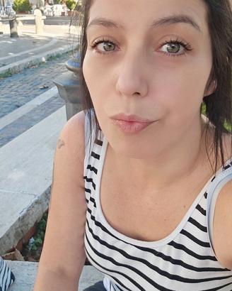 Commessa, barista, segretaria