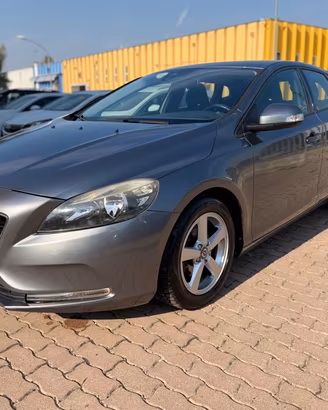 Volvo V40 D2 1.6 SUMMUM