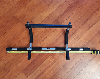 Barra per trazioni (pull up bar)