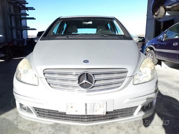RICAMBI USATI AUTO MERCEDES Classe B W245 1Â° Seri