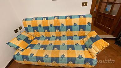 Divano letto matrimoniale