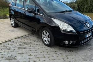 Peugeot 5008 1.6 HDi 115 CV 7 posti 