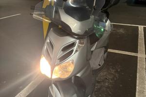 Scooter Sporticity cube 300