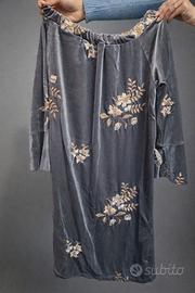 Abito da donna in tessuto tipo ciniglia