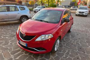 Lancia Ypsilon 1.2 69 CV 5 porte Silver