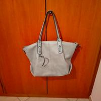 borsa color azzurro ghiaccio 